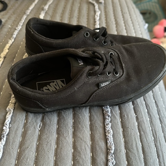 Vans Sneakers - Picture 6 of 7